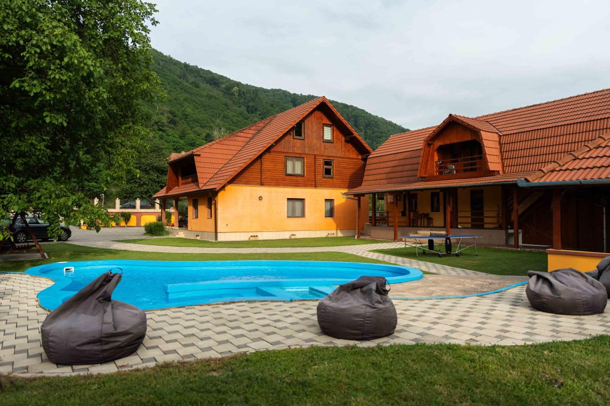 Cabana Sargetia Costeşti Exterior foto
