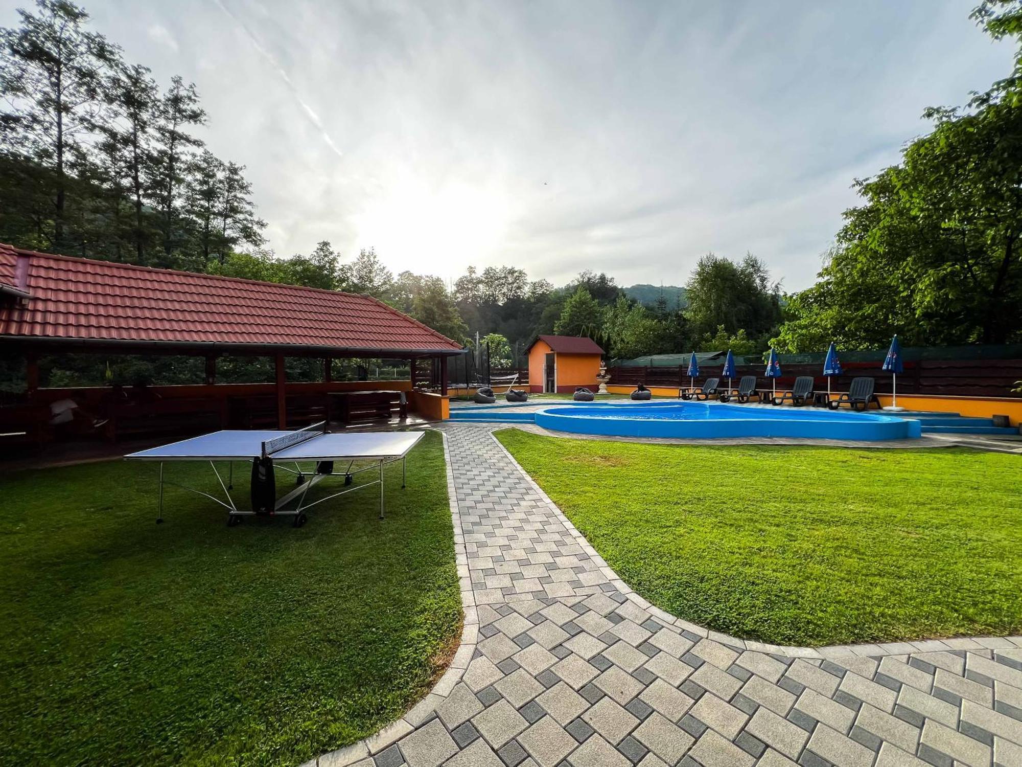 Cabana Sargetia Costeşti Exterior foto