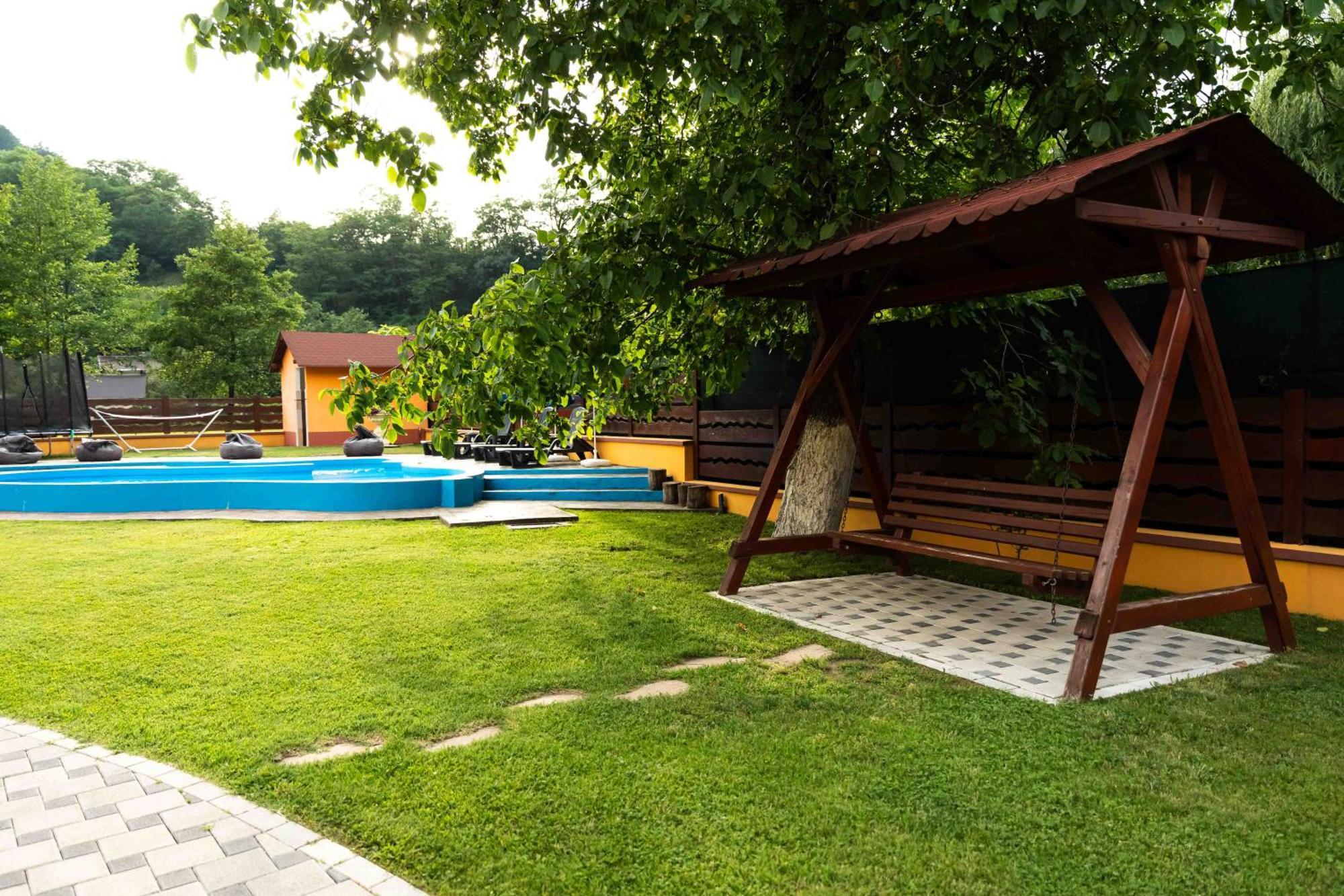 Cabana Sargetia Costeşti Exterior foto