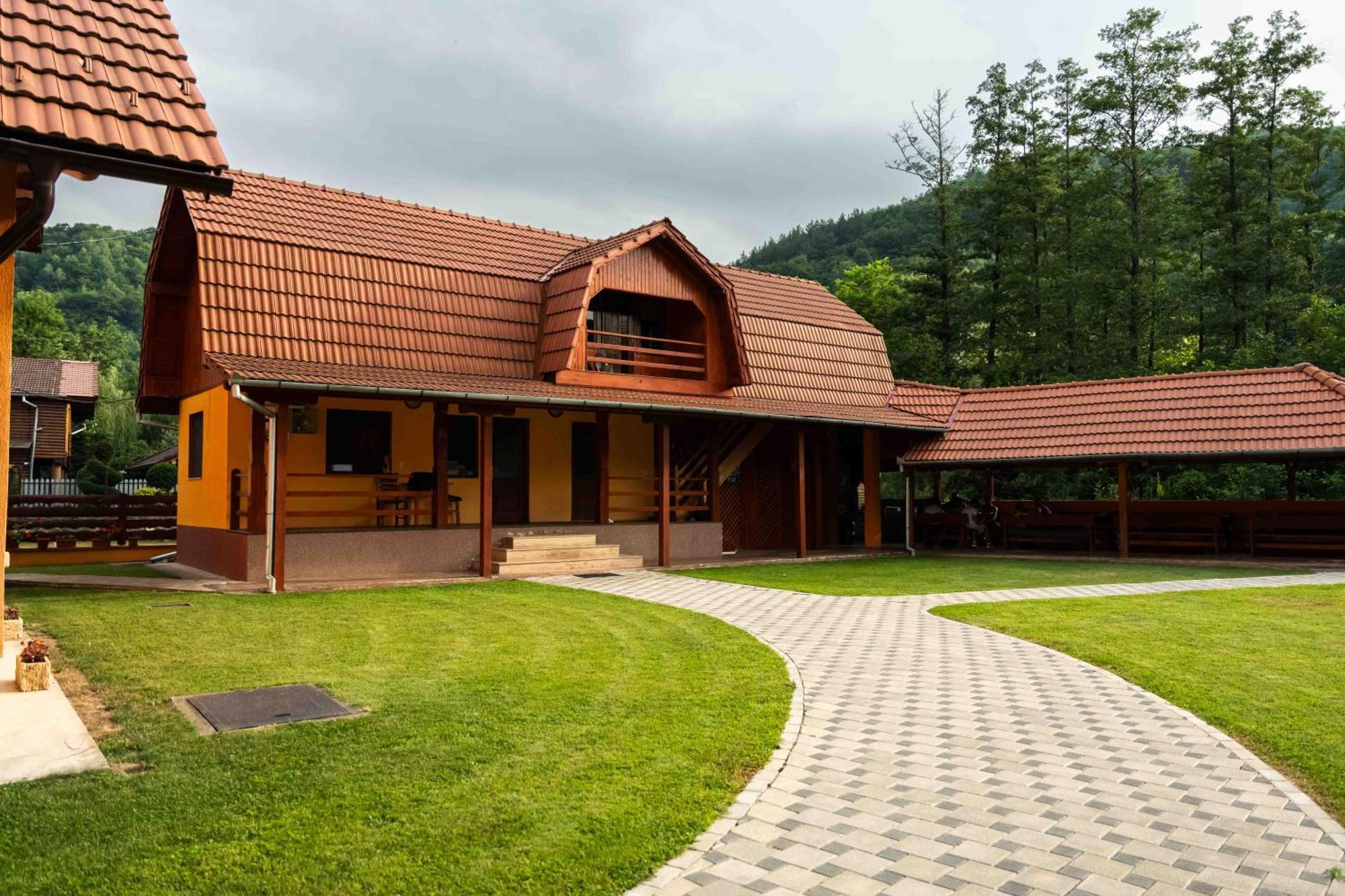 Cabana Sargetia Costeşti Exterior foto
